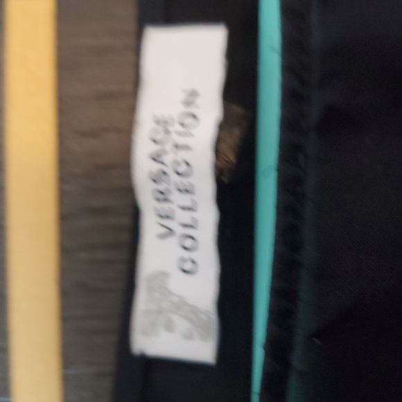 Versace - Picture 4 of 6